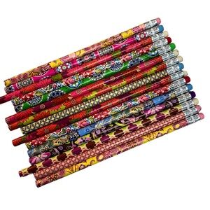 VERA BRADLEY Pencils Hello Dahlia Cupcakes Green Bali Blue Others 15 pieces